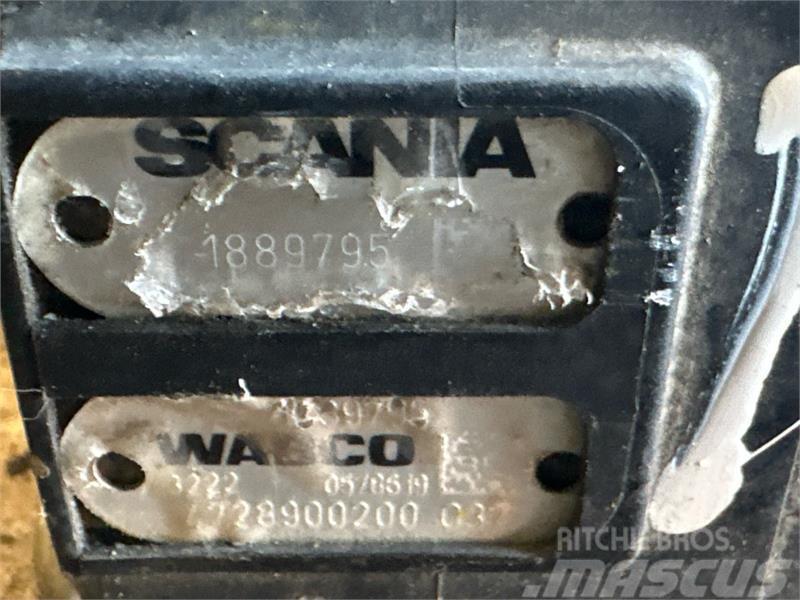 Scania  VALVE 1889795 Hűtők