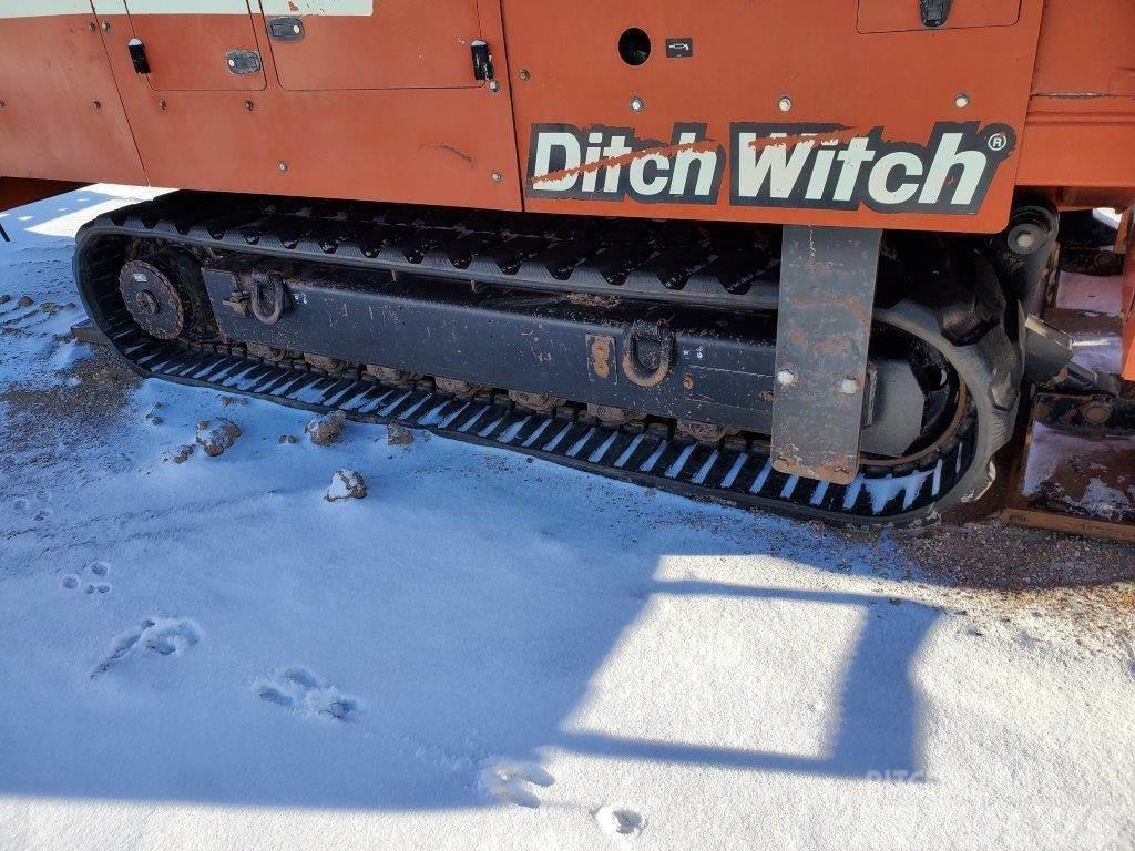 Ditch Witch JT8020 MACH 1 Vízszintes fúróberendezések