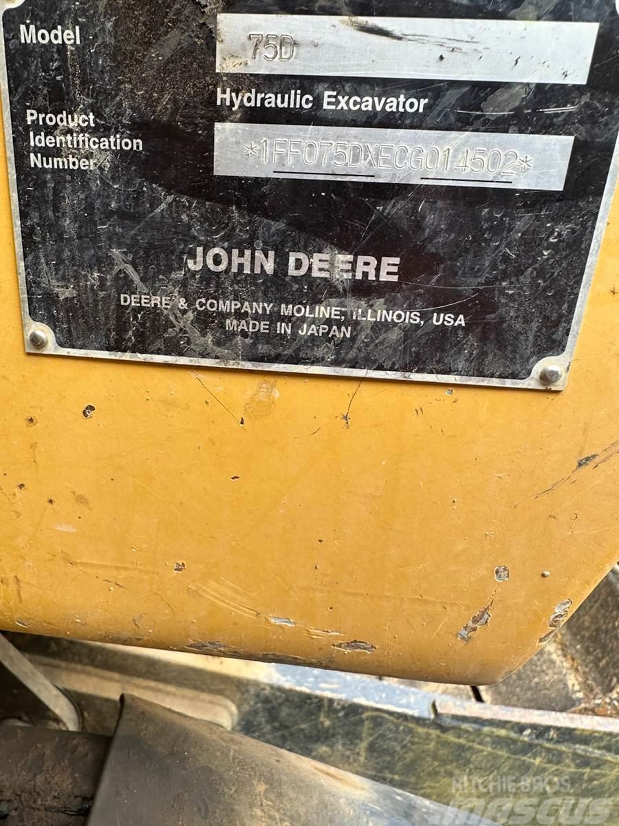 John Deere 75D Lánctalpas kotrók