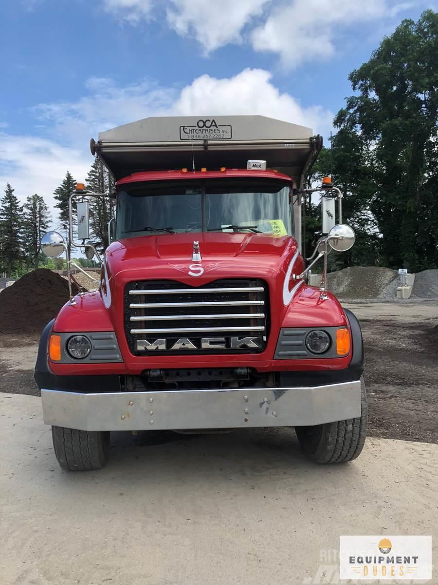 Mack Granite GU813 Billenő teherautók