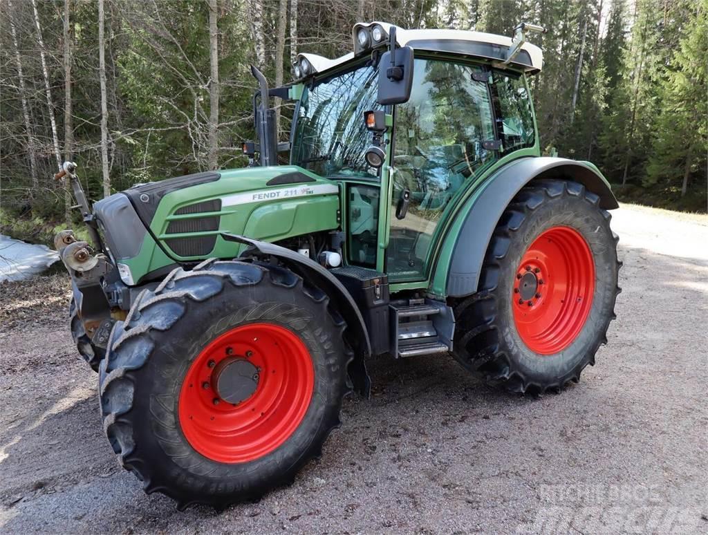 Fendt 211 Vario TMS Traktorok