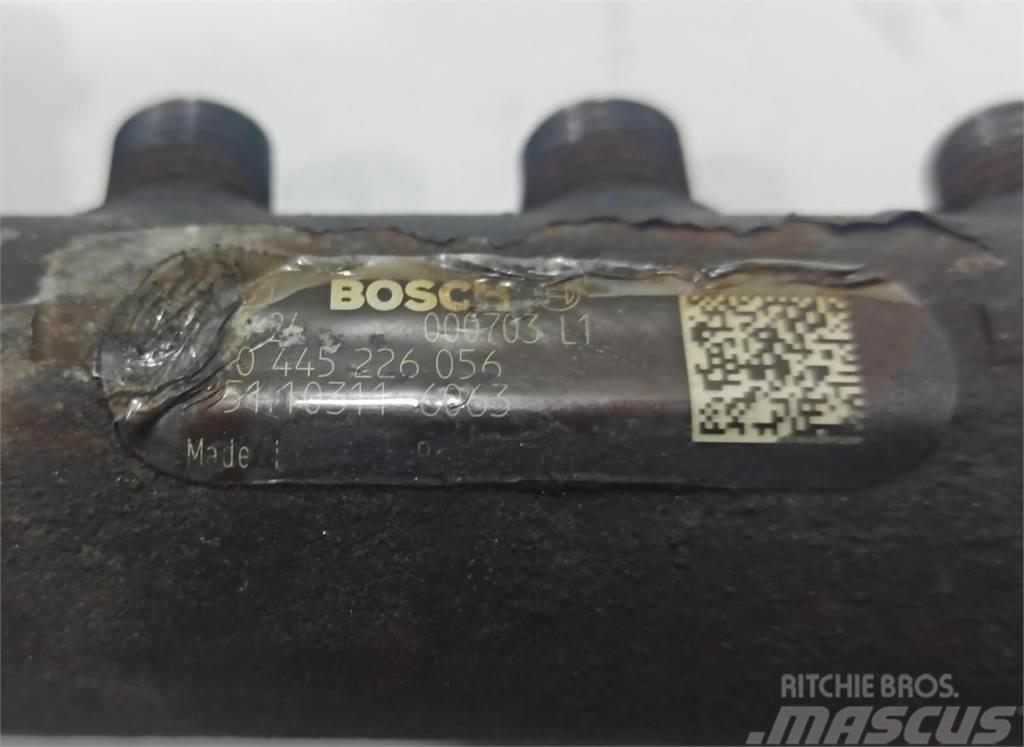 Bosch /Tipo: Lions City / D0836LFL Tubo de Distribuição  Egyéb tartozékok