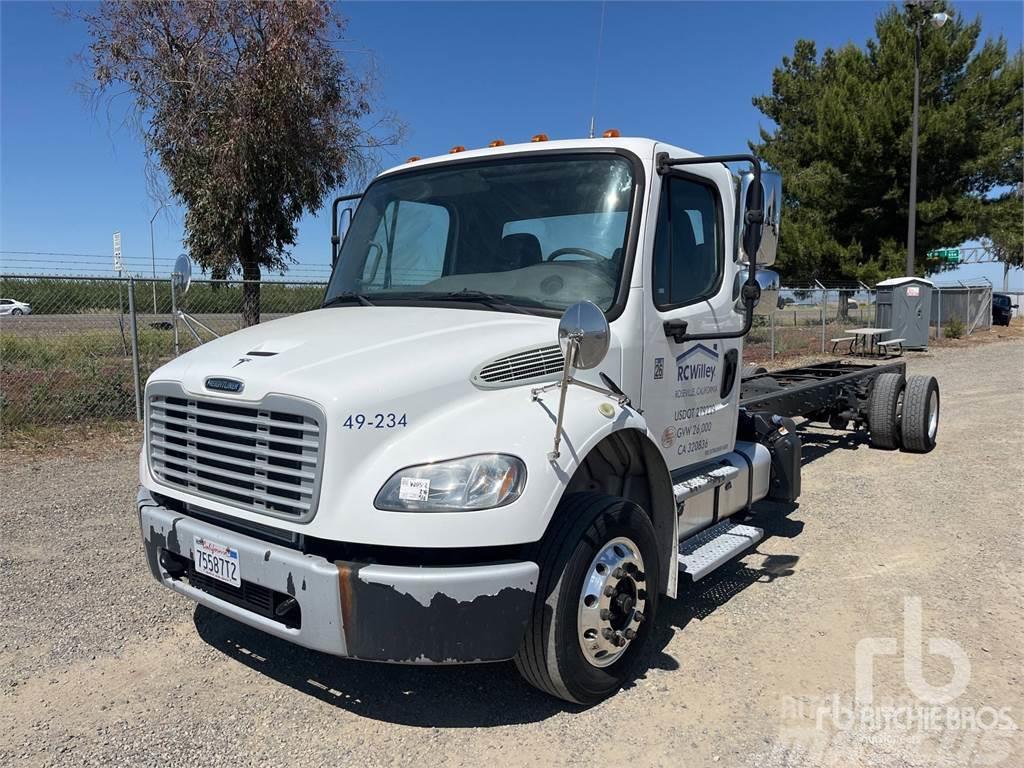 Freightliner M2106 Chassis Cab trucks