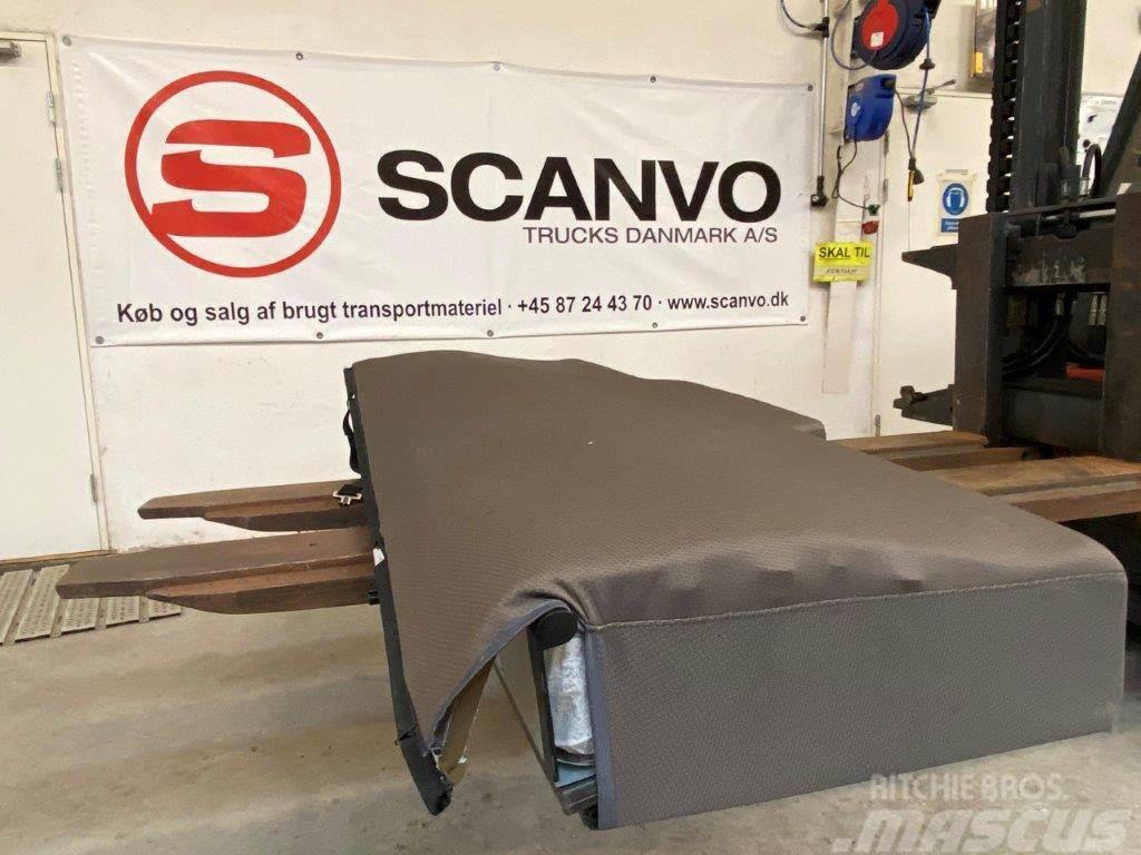 Scania Underkøje afmonteret med hovedpude Vezetőfülke és belső tartozékok