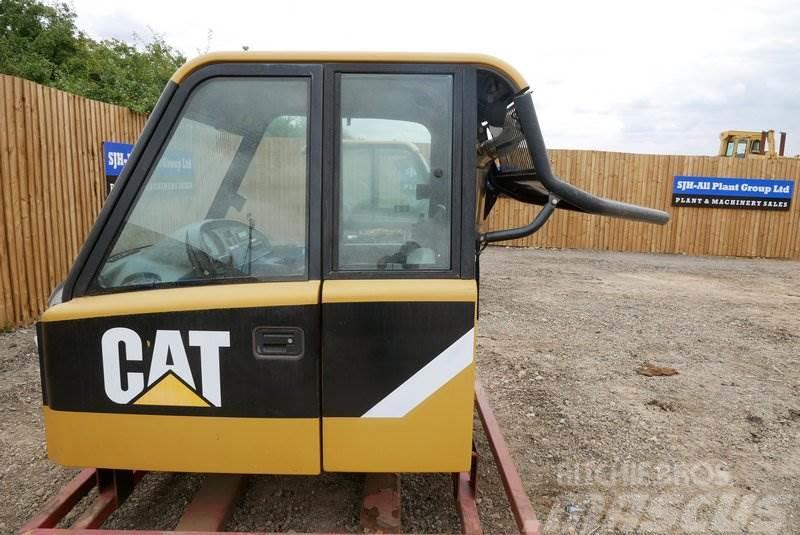 CAT Unused Cab to suit Caterpillar Dumptruck Csuklósdömperek