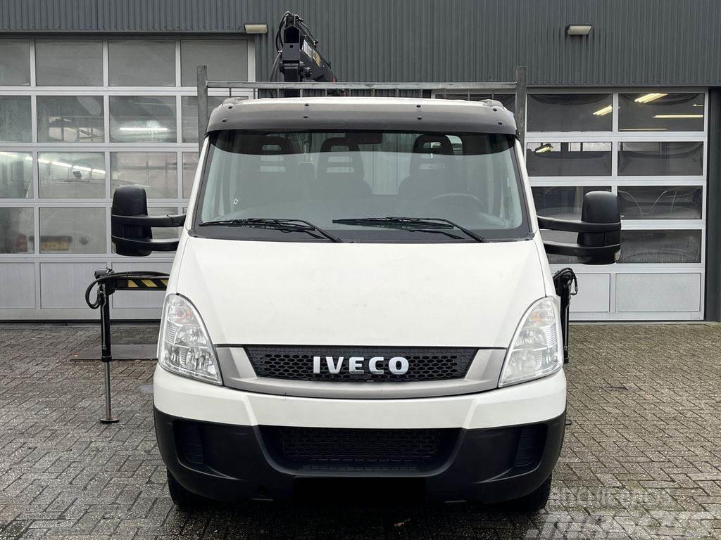 Iveco Daily 40C17 Flatbed + crane - Hiab 026T Platós / Ponyvás teherautók