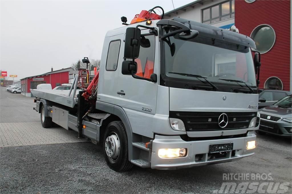 Mercedes-Benz Atego 1322 Vehicle transporter + crane MKG HMK132H Járműszállítók
