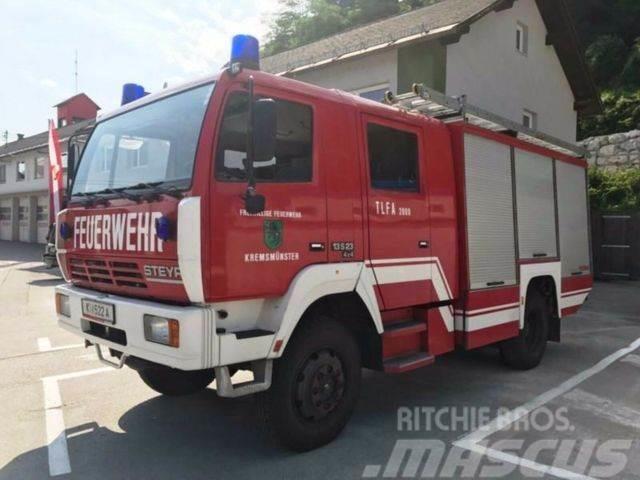 Steyr 13S23 4x4 Feuerwehr 2000 liter Fire Fire trucks