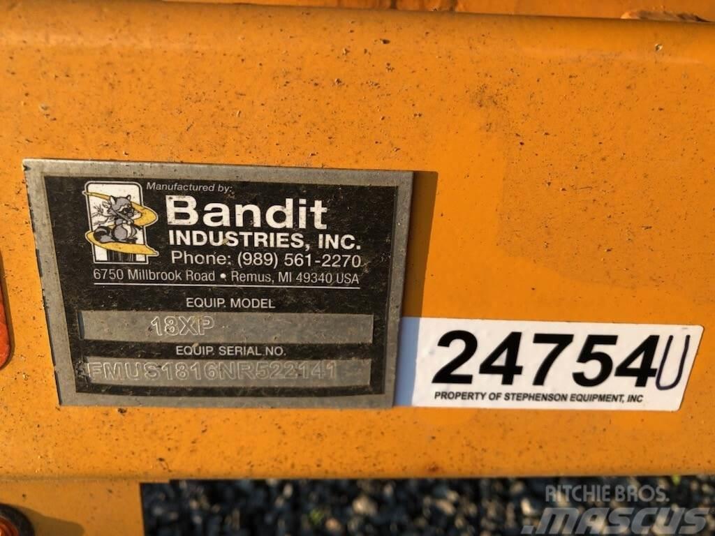 Bandit Intimidator 18XP Towable Fa aprítók