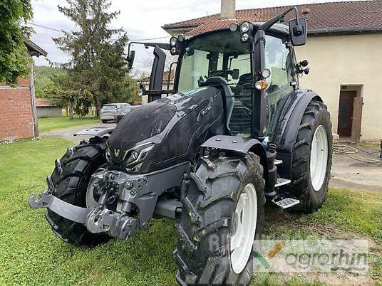 Valtra G125 Versu Traktorok