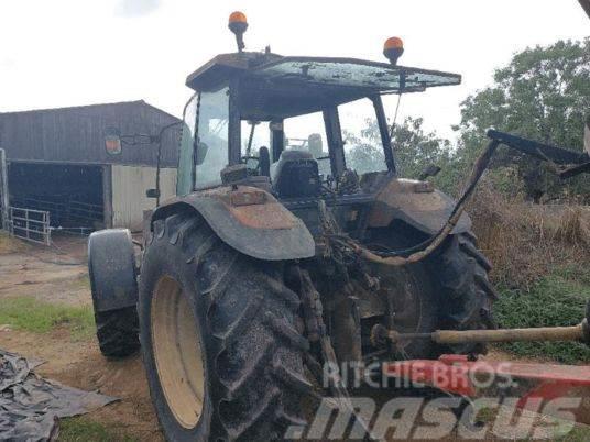 New Holland M135 Traktorok