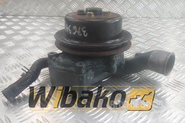 Kubota Water pump Kubota V3300 Egyéb alkatrészek