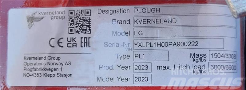 Kverneland EG-100/200-28 4 furet Váltvaforgató ekék