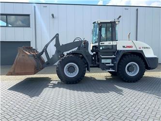 Terex TL260 with quick-coupler