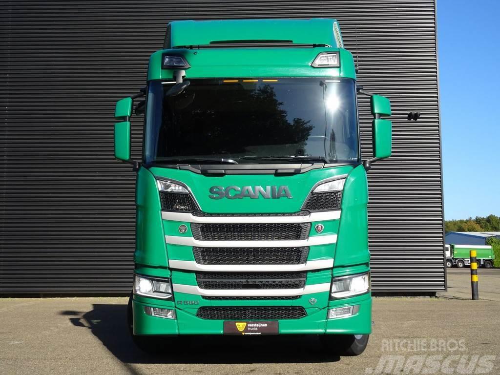 Scania R580 / V8 / 8x4*4 / CHASSIS / 875CM LENGTH Fülkés alváz