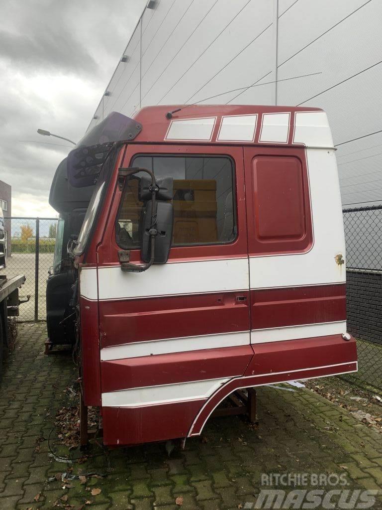 Scania 143 streamline cabine Vezetőfülke és belső tartozékok
