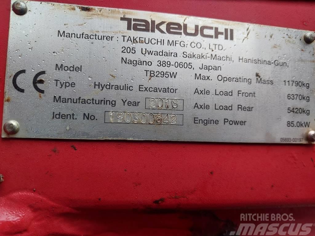 Takeuchi TB295W Gumikerekes kotrók