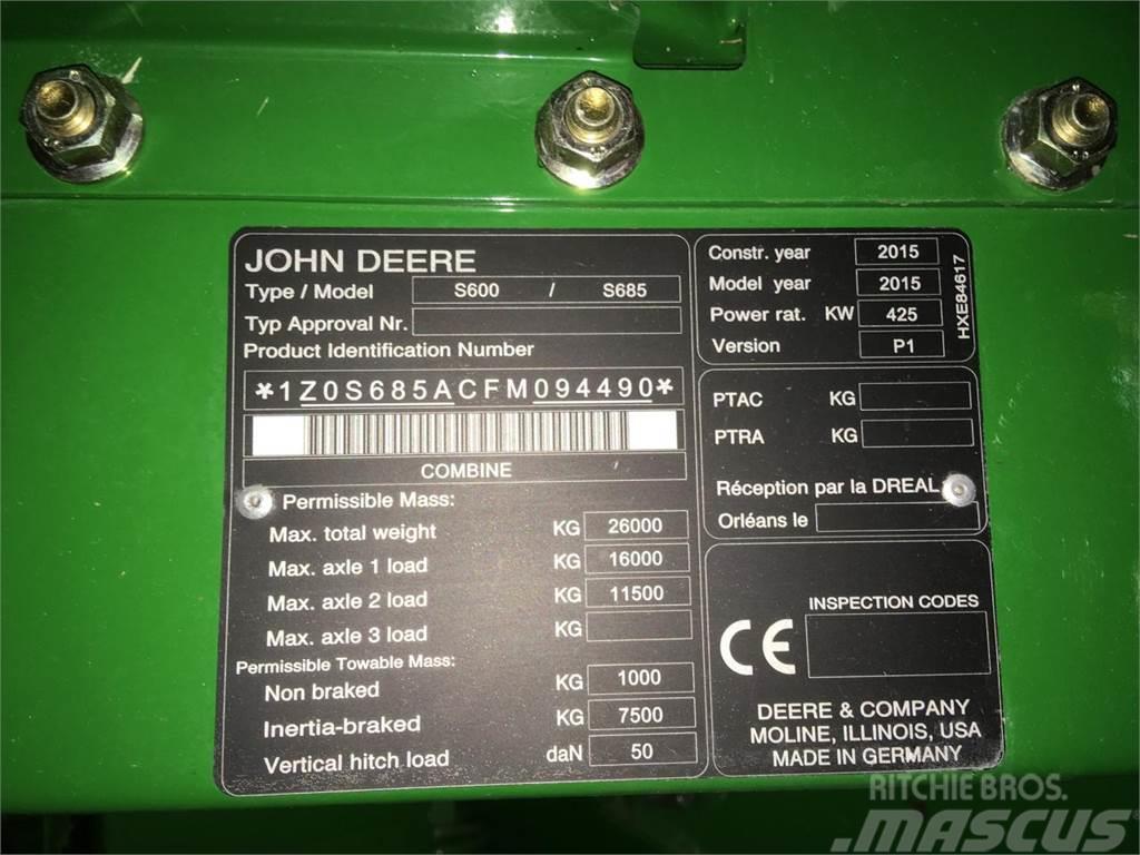 John Deere S685 Kombájnok