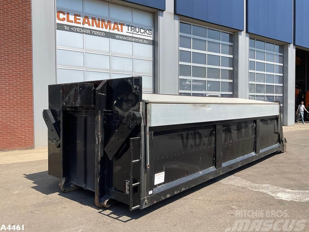  Container 18m³ met milieukleppen Speciális konténerek