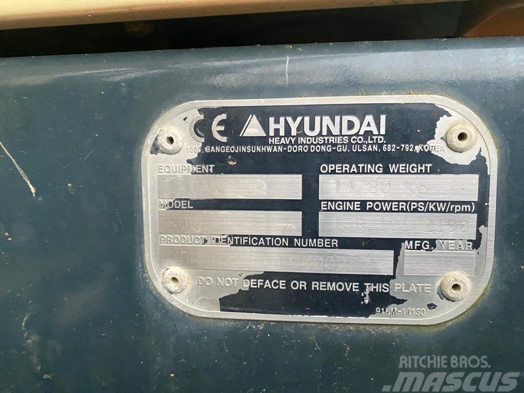 Hyundai 140W-9A Gumikerekes kotrók