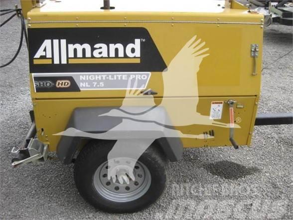 Allmand Bros NIGHT-LITE PRO NL7.5 Fénytornyok