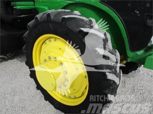 John Deere 7230R Traktorok