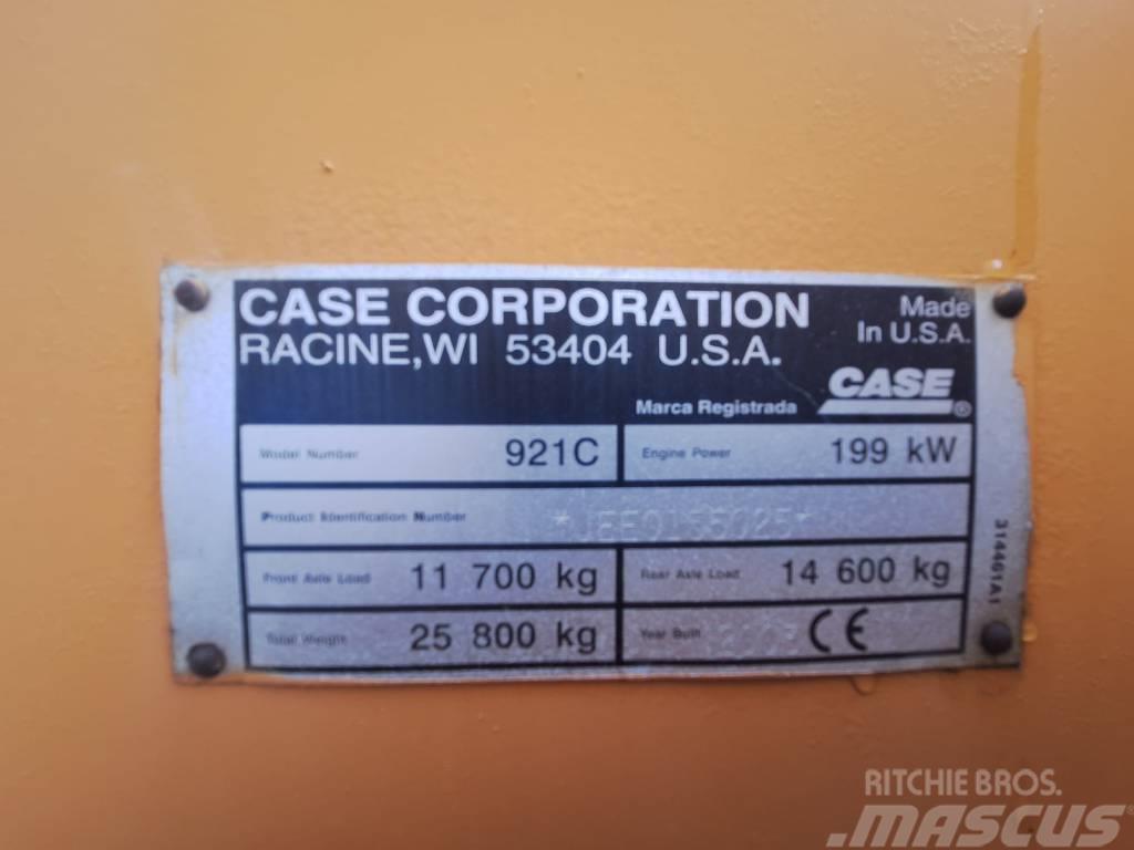 CASE 921C Gumikerekes homlokrakodók