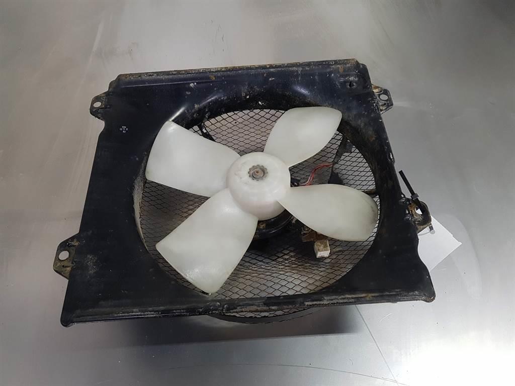 Komatsu WA 320 - 5H - Cooler fan/Kühlerlüfter/Koelvin Hidraulika