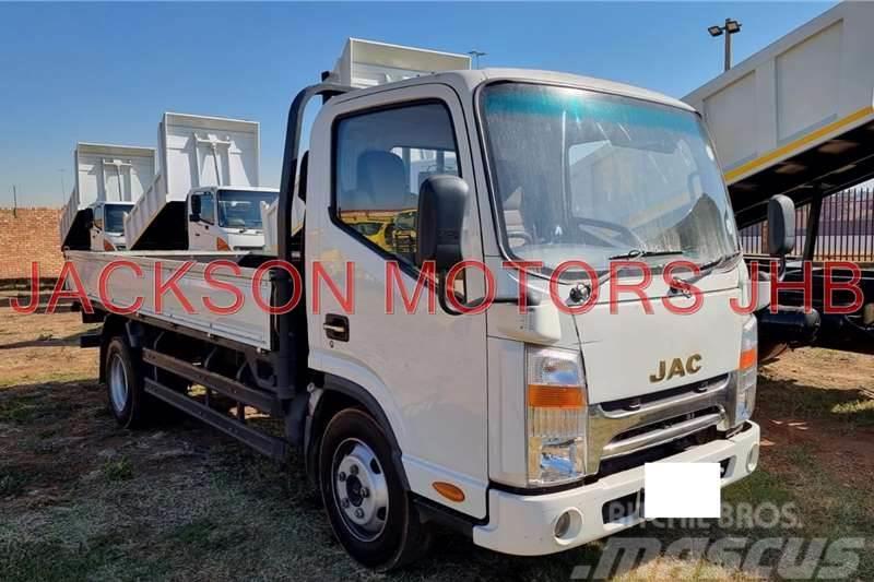 JAC 3 TON, FITTED WITH DROPSIDE BODY Egyéb