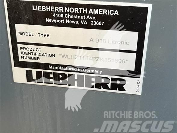 Liebherr A918 COMPACT LITRONIC Gumikerekes kotrók