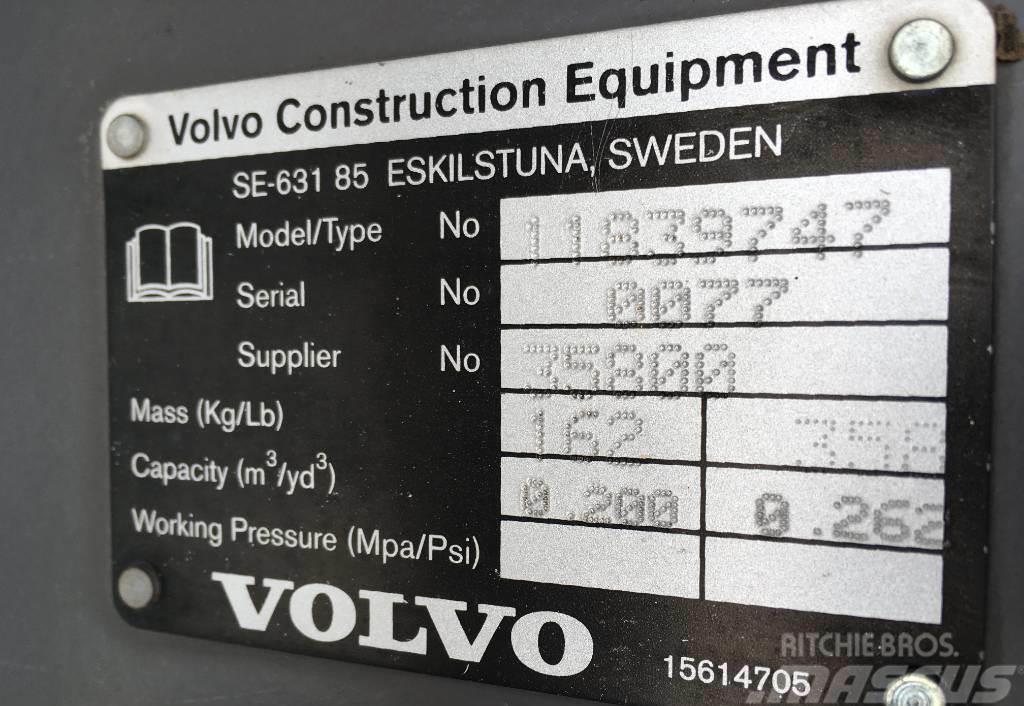 Volvo Tieflöffel 0,2m² Kotrók