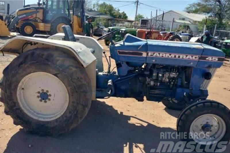  Farm FARMTRAC 45 Traktorok