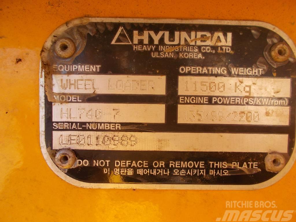 Hyundai HL 740-7 Gumikerekes homlokrakodók