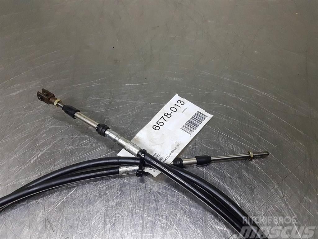 CASE 621D - Throttle cable/Gaszug/Gaskabel Alváz és felfüggesztés