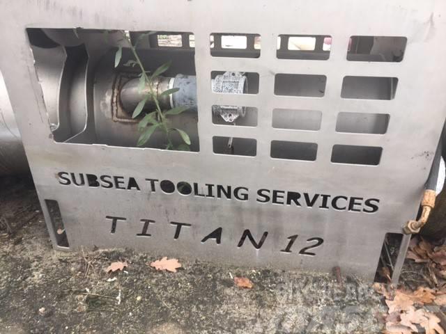 Subsea Tooling Services Titan 12 Tengeri kotrók
