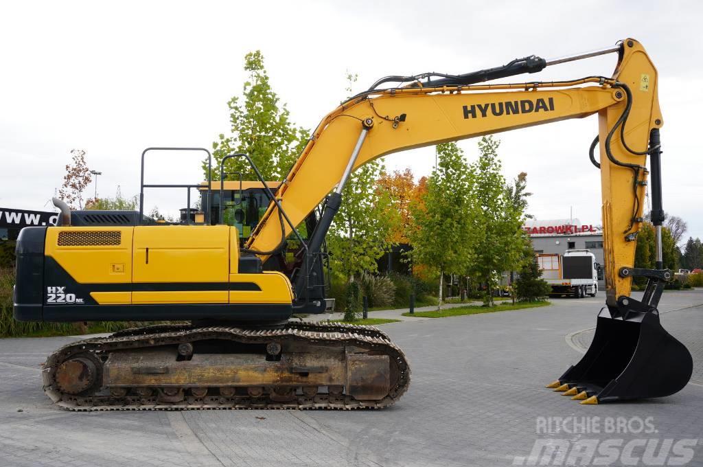Hyundai HX220NL crawler excavator / 22t / y.2019 / 2700mth Lánctalpas kotrók