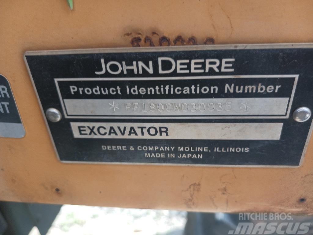 John Deere 180 C Gumikerekes kotrók