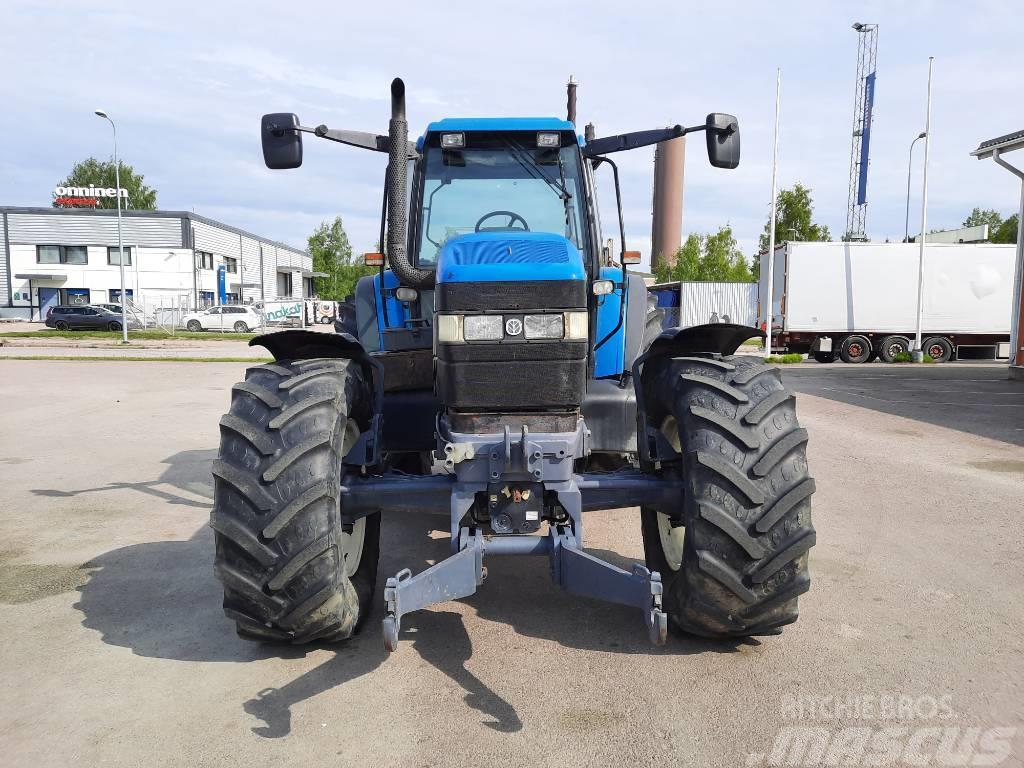 New Holland 8560 RC Traktorok