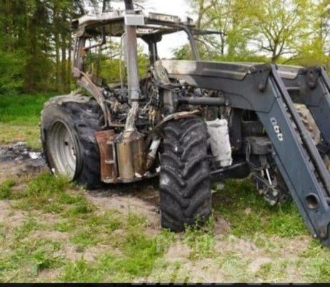 CASE 140 Maxxum front loaders Egyéb traktor tartozékok