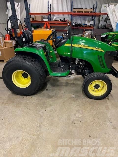 John Deere 3720 Kompakt traktorok