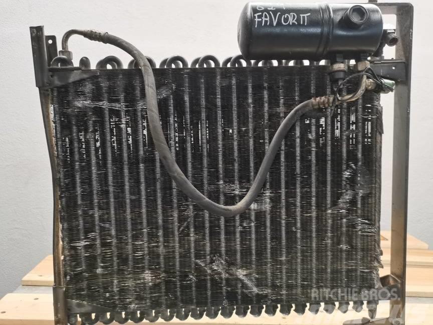 Fendt 926 Favorit {radiator conditioning Hűtők