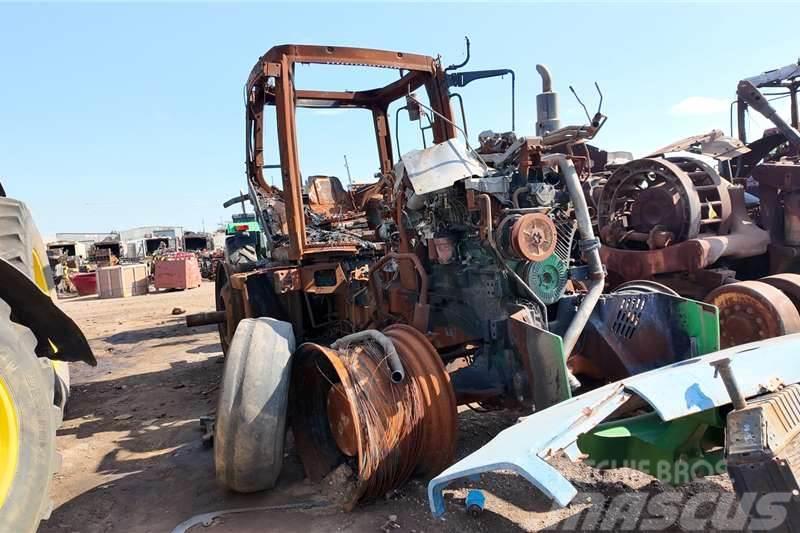 John Deere JD 8530 TractorÂ Now stripping for spares. Traktorok