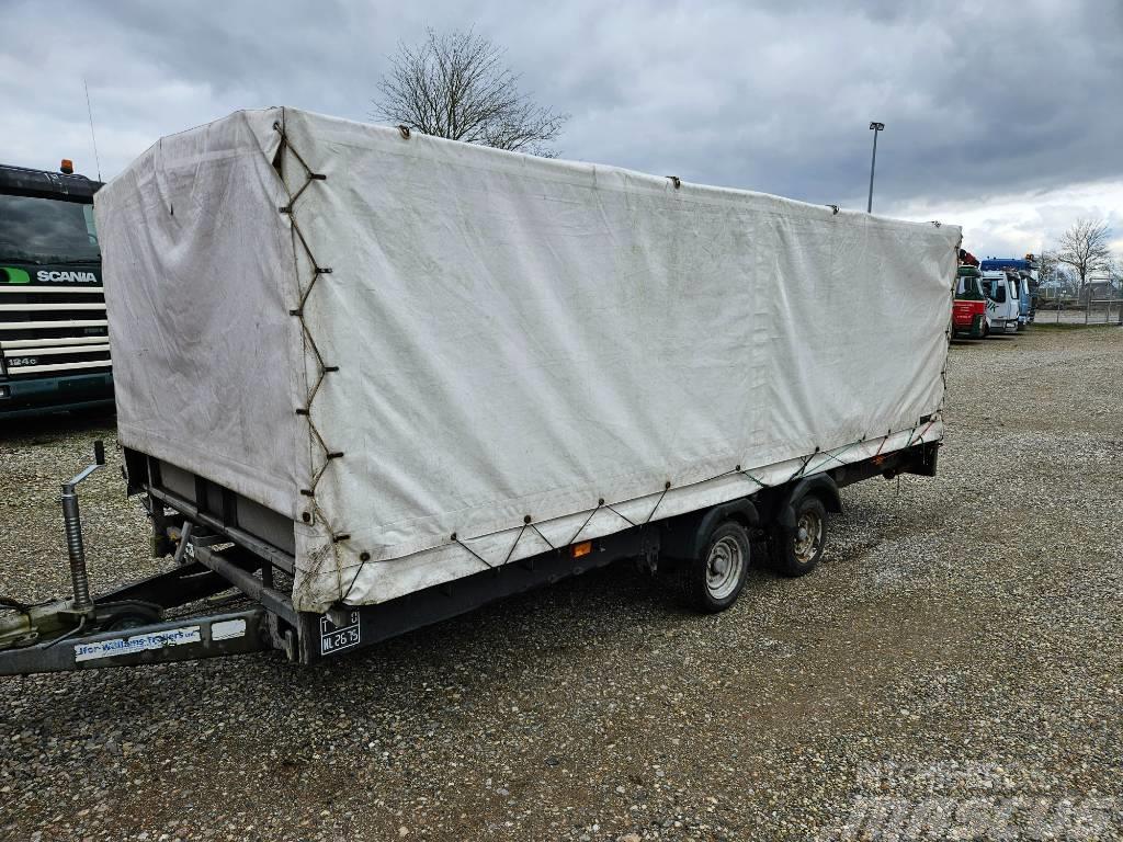 Ifor Williams 2 akslet gardin trailer Könnyű pótkocsik