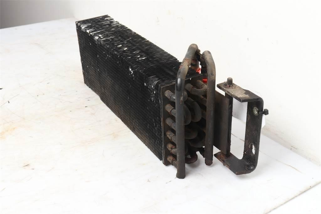 Case IH 5140 Oil Cooler Motorok