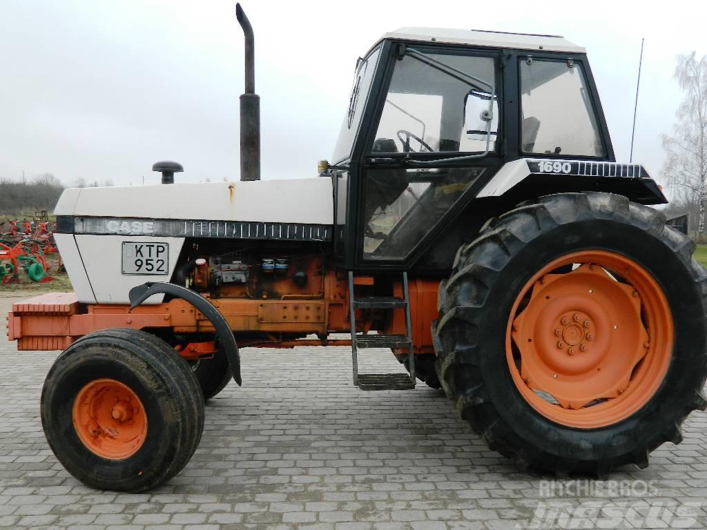 Case IH 1690 Traktorok
