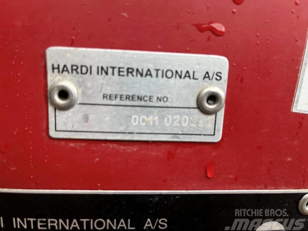Hardi Commander 3200 Dismantled: only spare parts Vontatott trágyaszórók