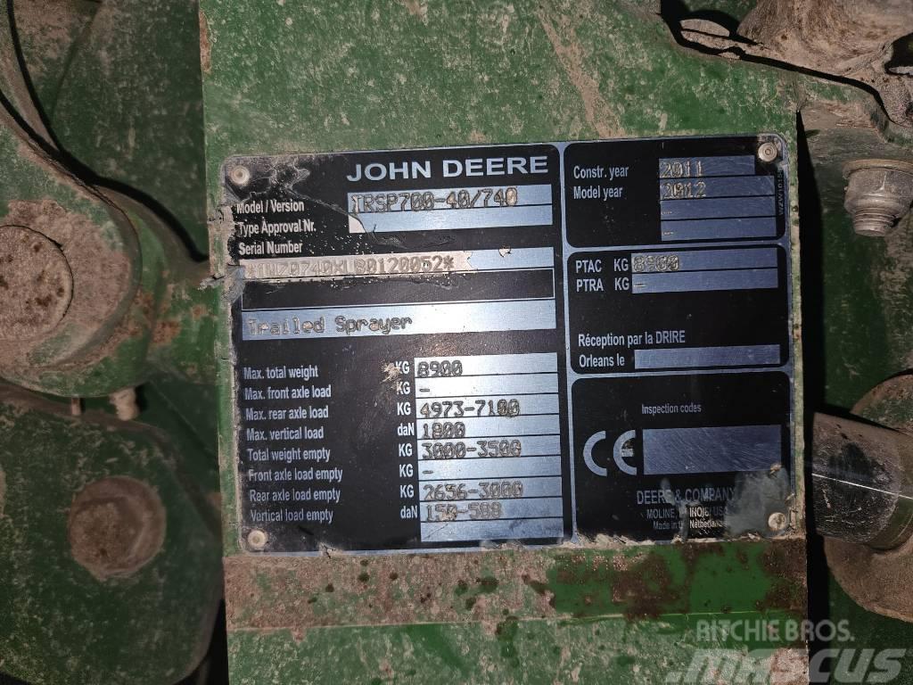 John Deere 740 Vontatott trágyaszórók