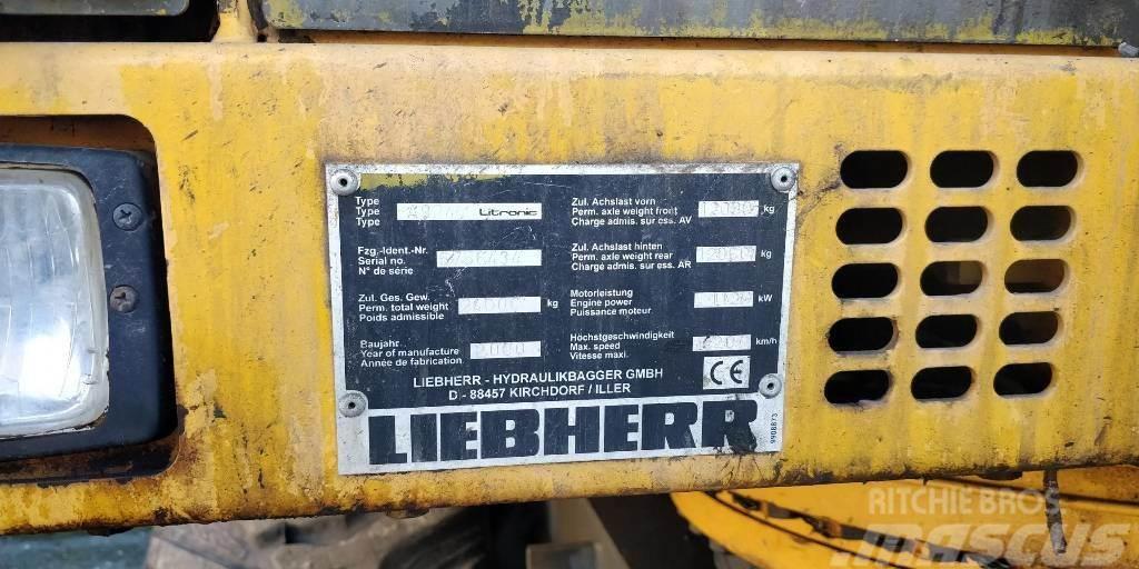 Liebherr A924 Gumikerekes kotrók
