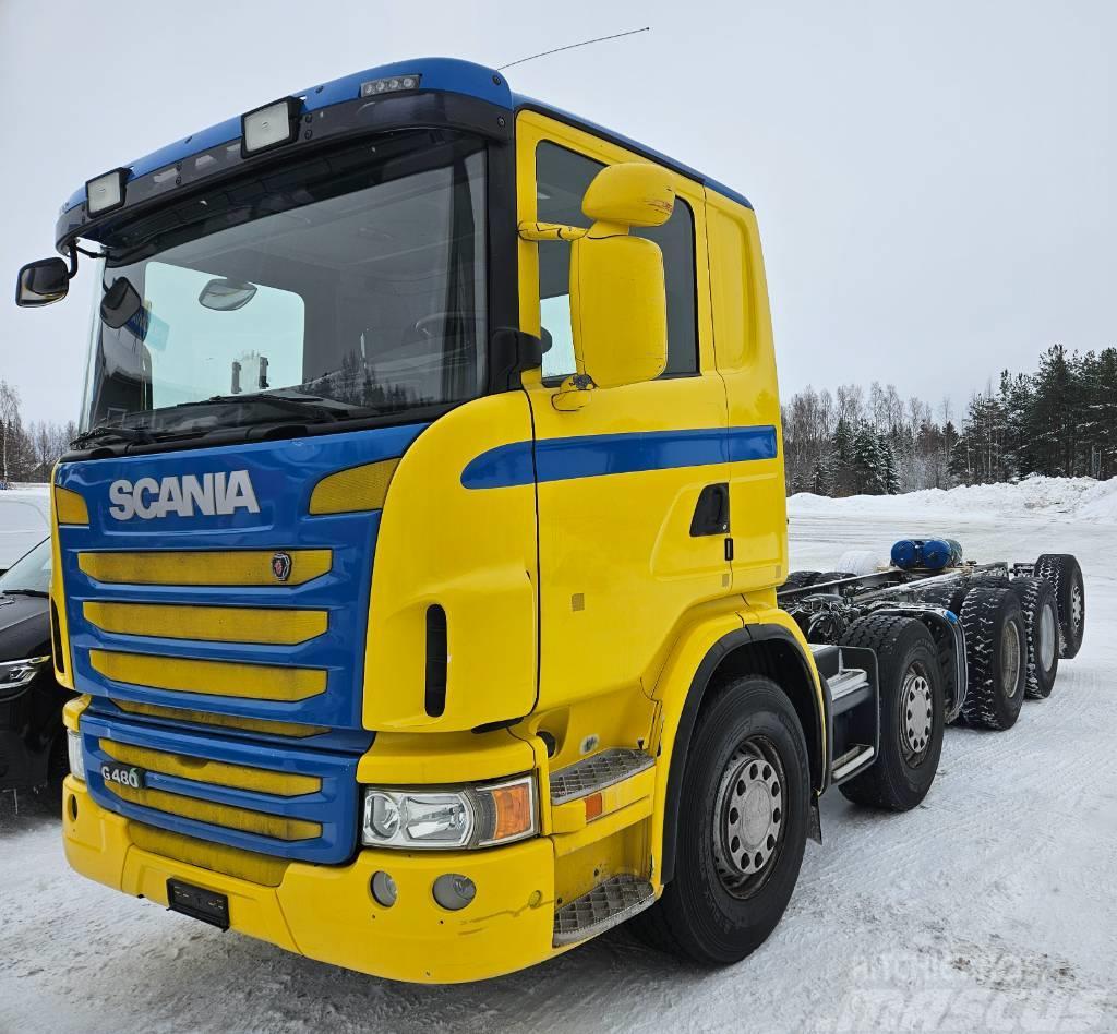 Scania G480 10x4 Valmistuu Metsäkoneenkuljetusautoksi erdészeti gépszállító teherautók