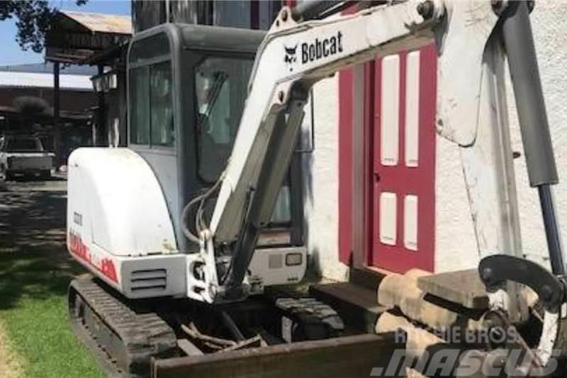 Bobcat X331D 3.1 Ton Excavator Traktorok